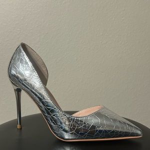 Metallic Geometric Court Pumps